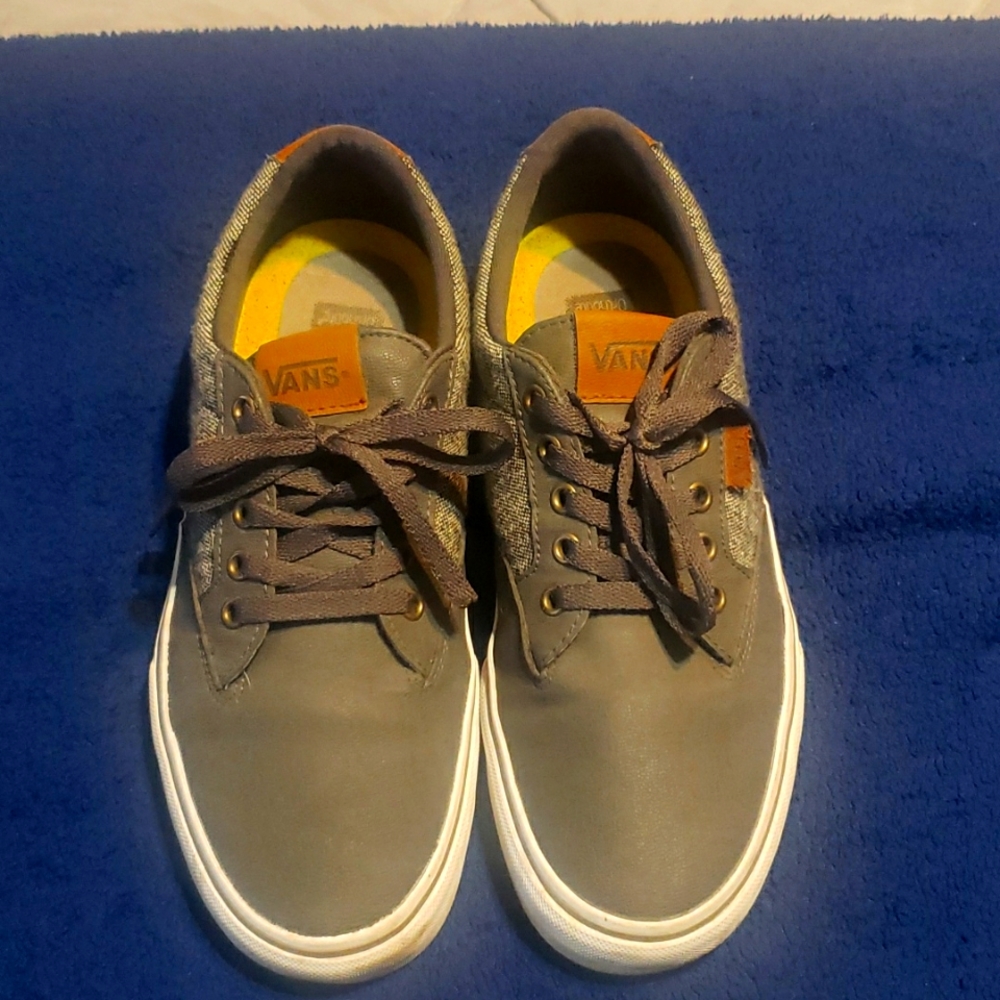 Vans gray and brown low Atwood